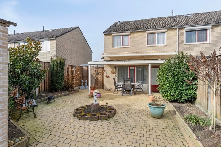 Foto 21 van Adam van Moorselstraat 26