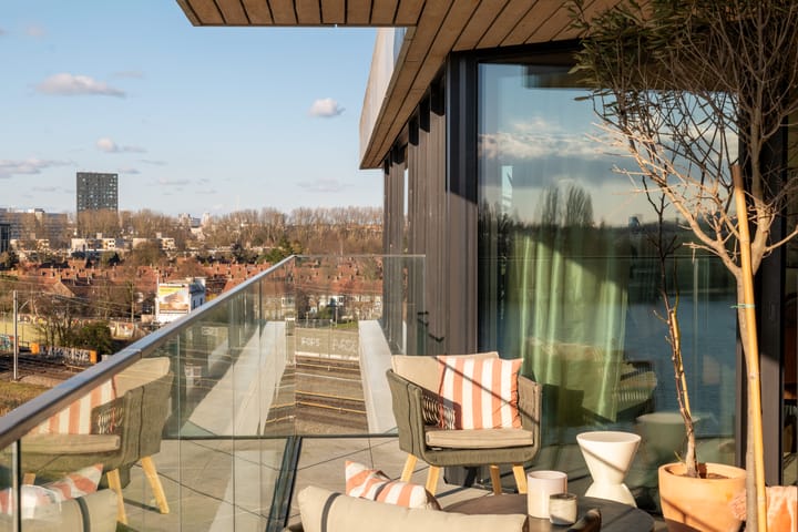 Foto 23 van Korte Ouderkerkerdijk 1-E3