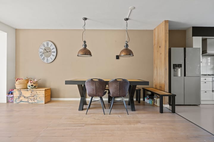 Photo 9 of Vennestraat 31