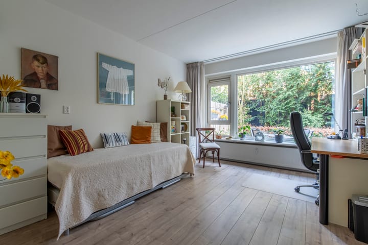 Photo 16 of Stationsweg 92-115