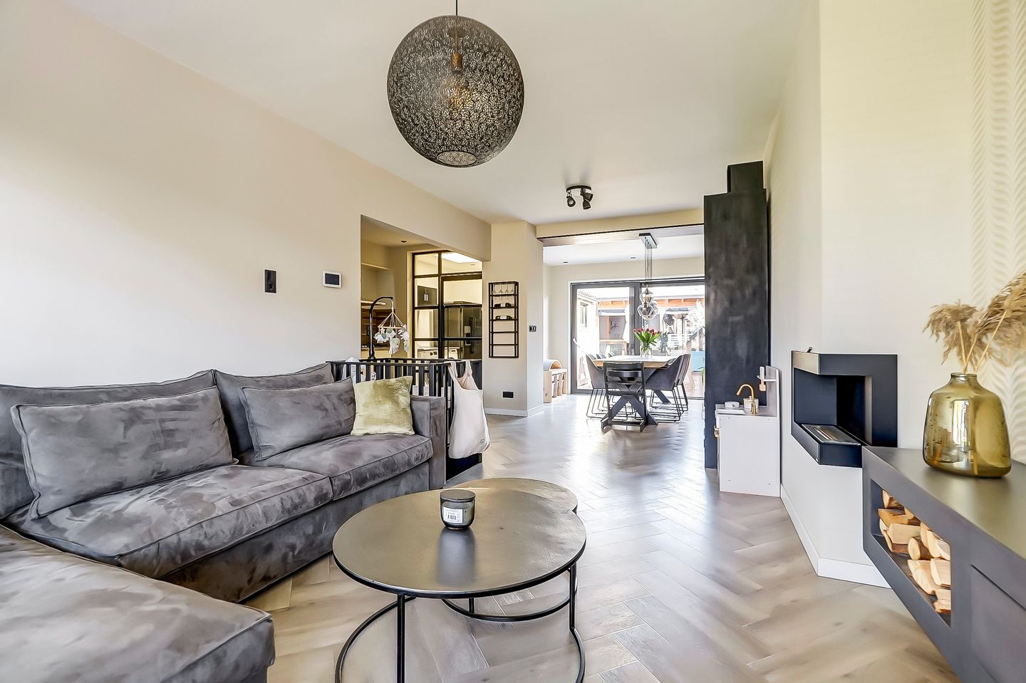 Foto 10 van ten Houtenstraat 30