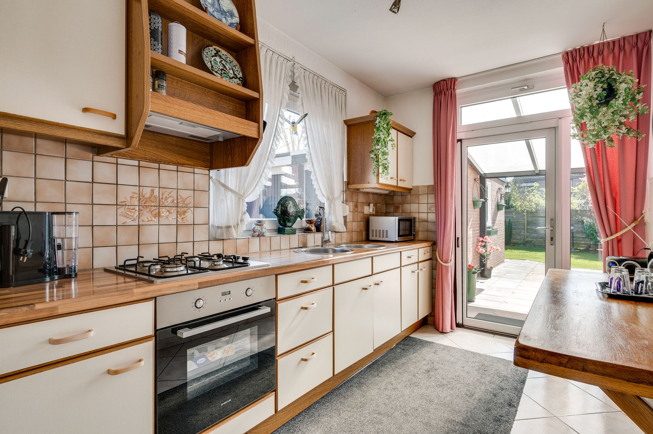 Foto 3 van Albert Schweitzerstraat 40