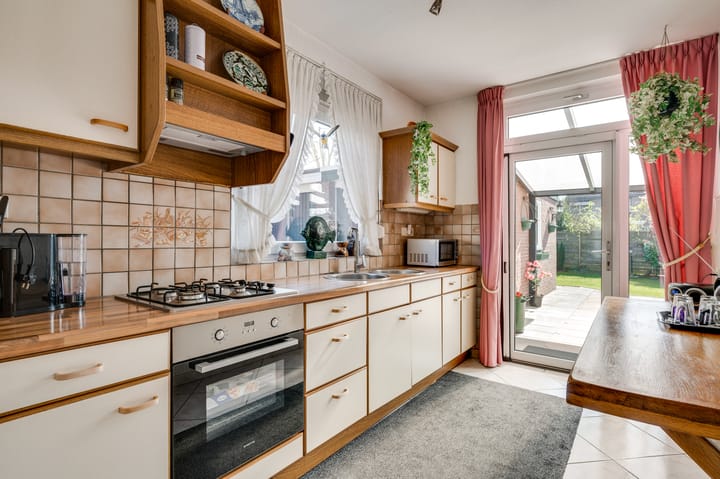 Foto 3 van Albert Schweitzerstraat 40