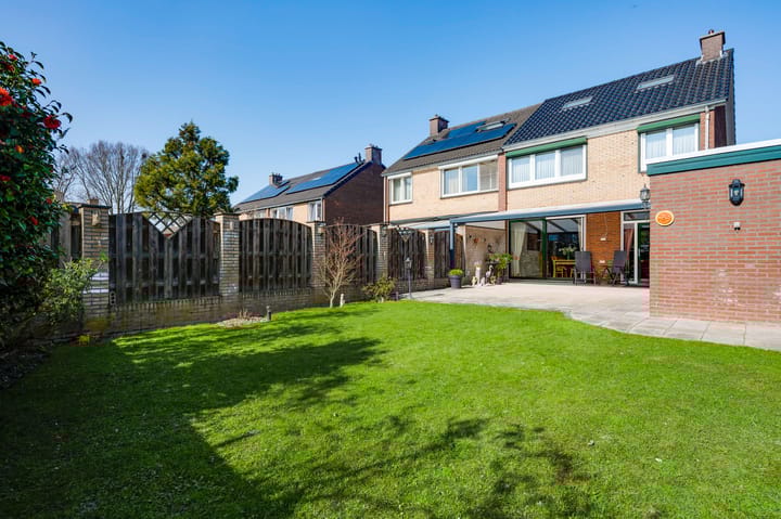 Foto 4 van Albert Schweitzerstraat 40