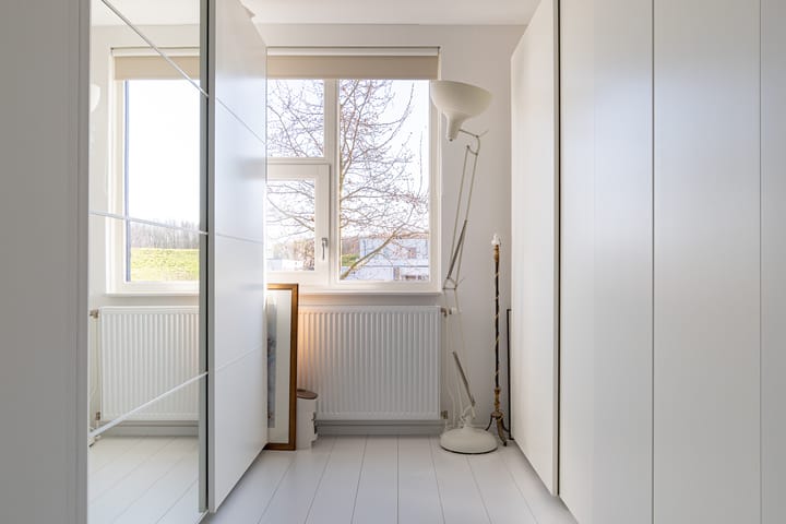 Photo 32 of Koningspage 67