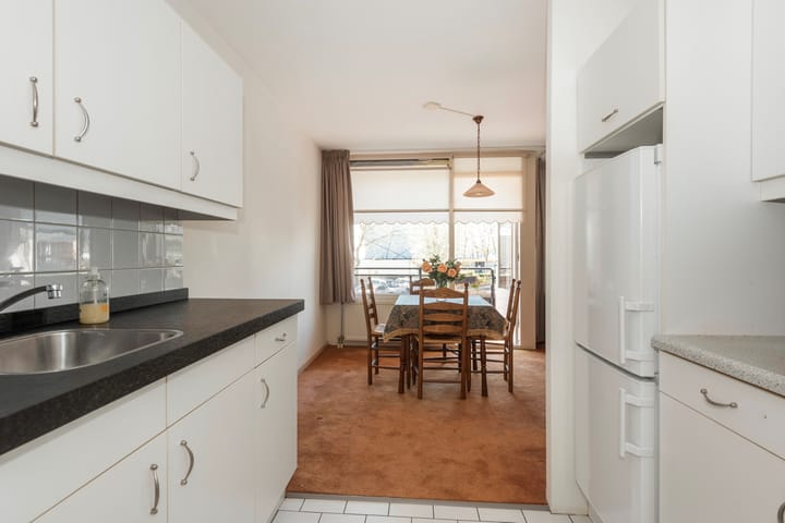 Foto 3 van van Heeckerenweg 32