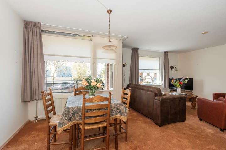 Foto 13 van van Heeckerenweg 32