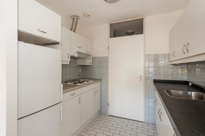 Foto 15 van van Heeckerenweg 32