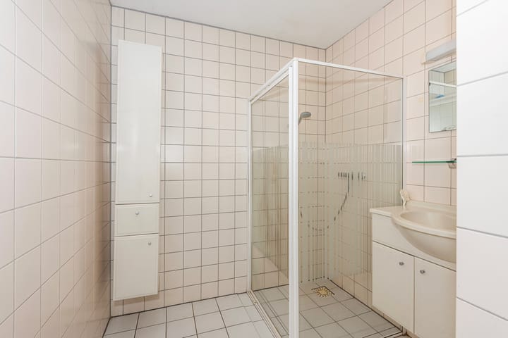 Foto 18 van van Heeckerenweg 32