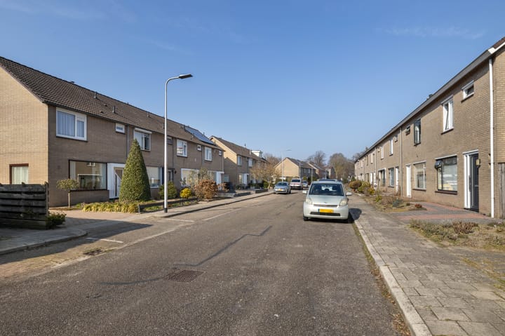 Foto 24 van Lisztstraat 31