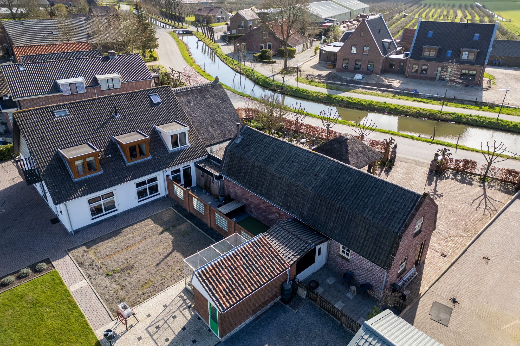 Foto 51 van Lopikerweg oost 147