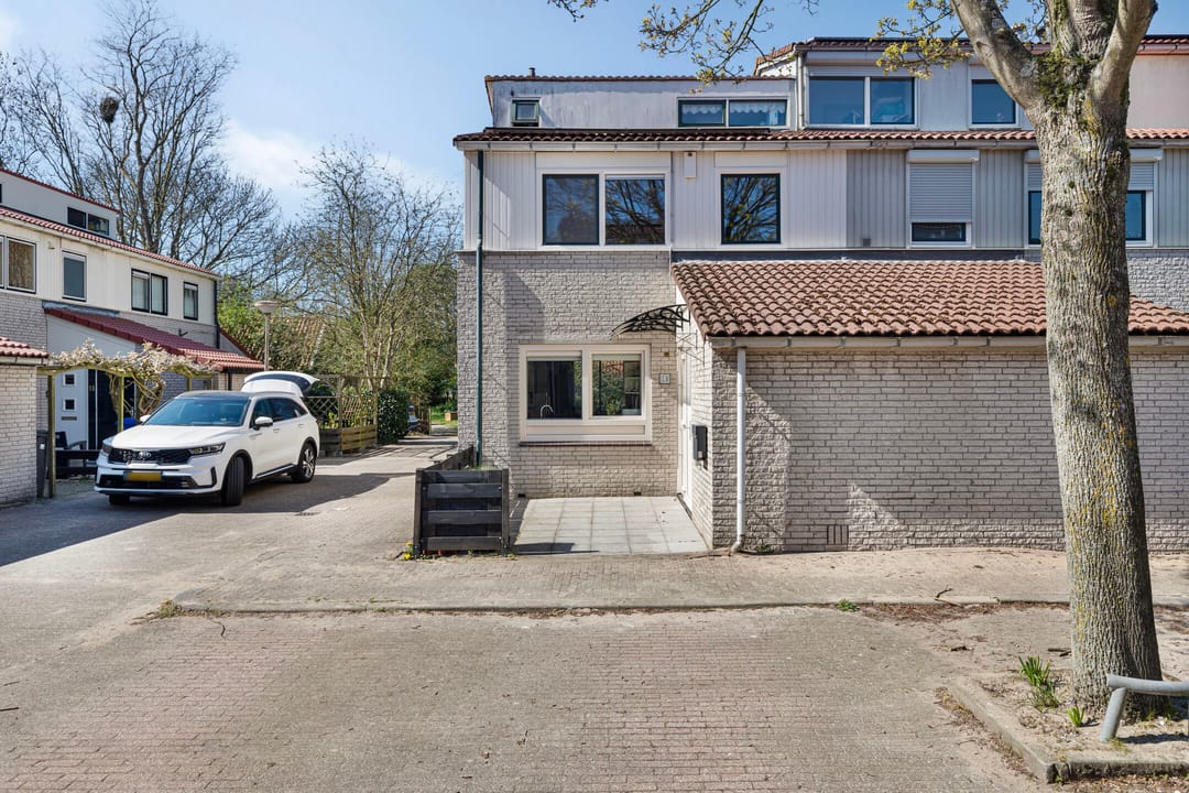 Foto 2 van Plevierhof 13