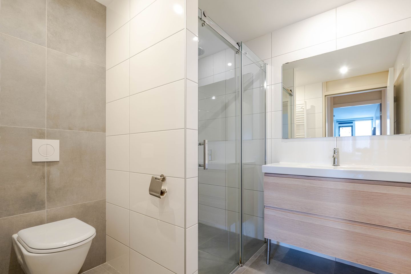 Photo 5 of Wolphaertstraat 90