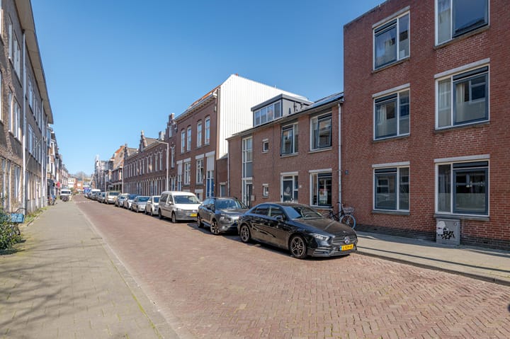 Photo 6 of Wolphaertstraat 90