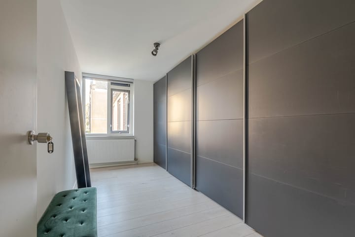 Photo 23 of Wolphaertstraat 90