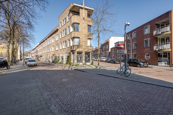 Photo 32 of Wolphaertstraat 90