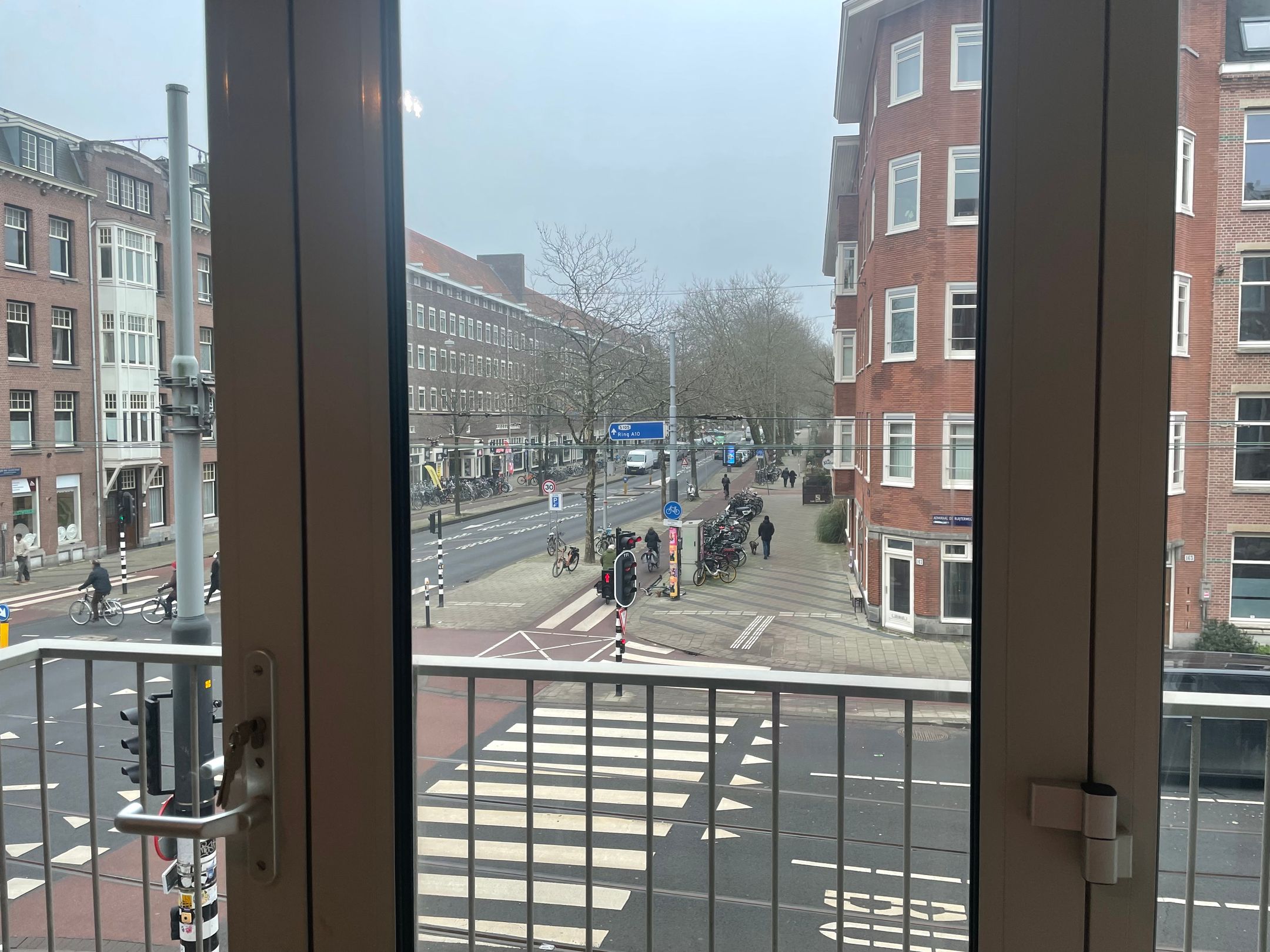 Foto 3 van Admiraal De Ruijterweg 166-C