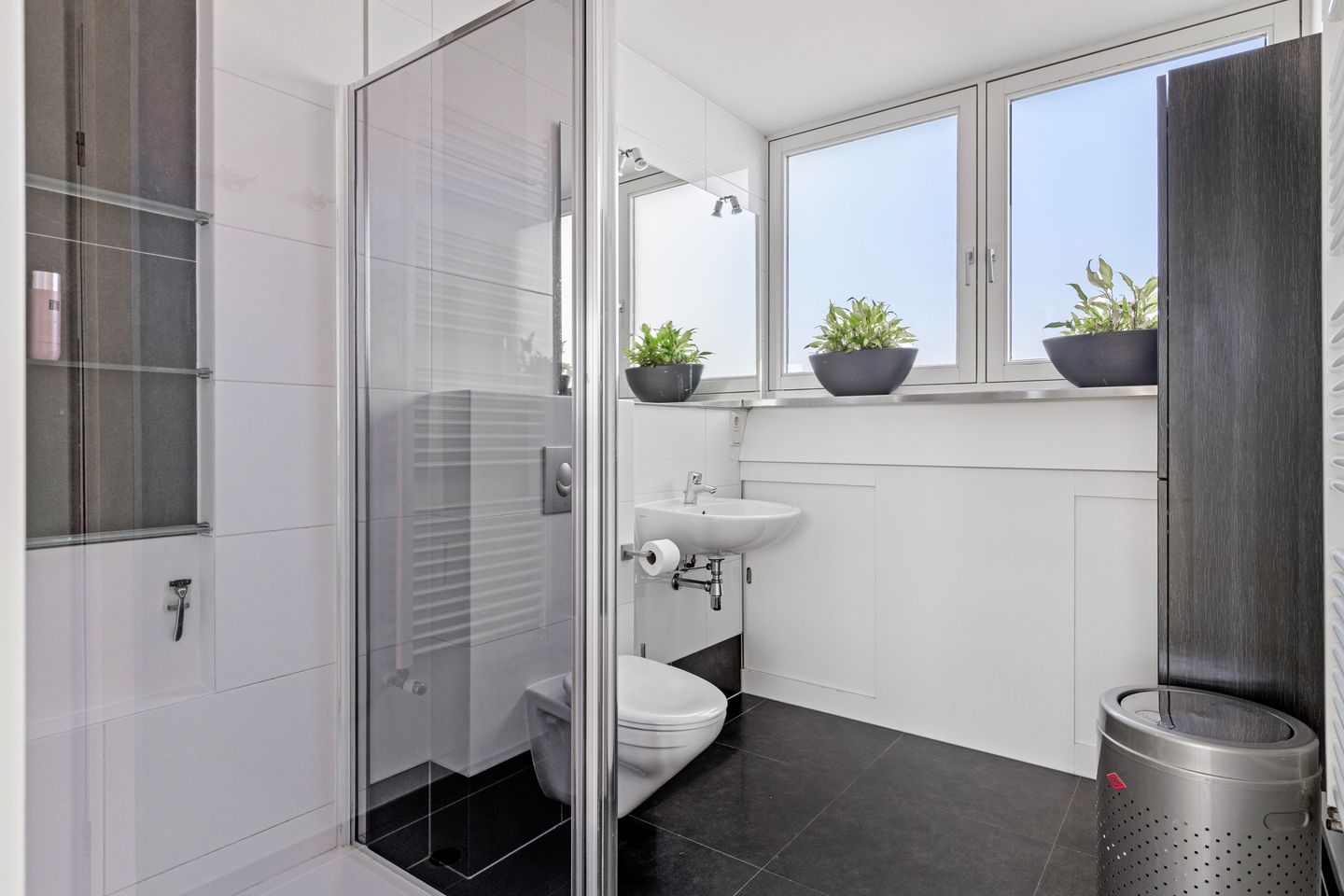 Foto 25 van Donkerelaan 56