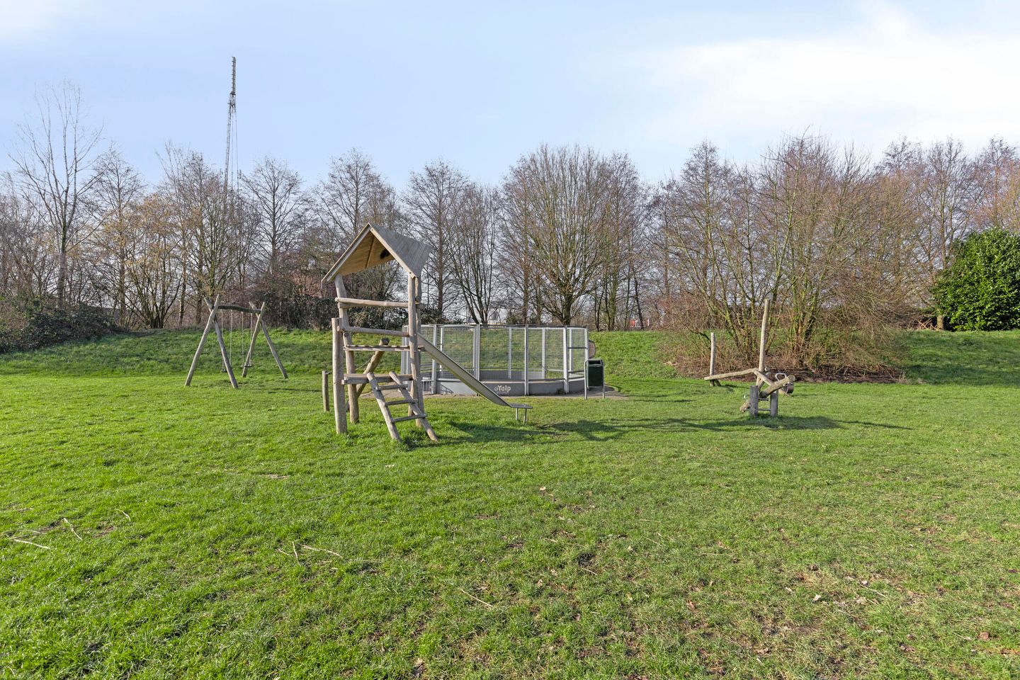 Foto 35 van Donkerelaan 56