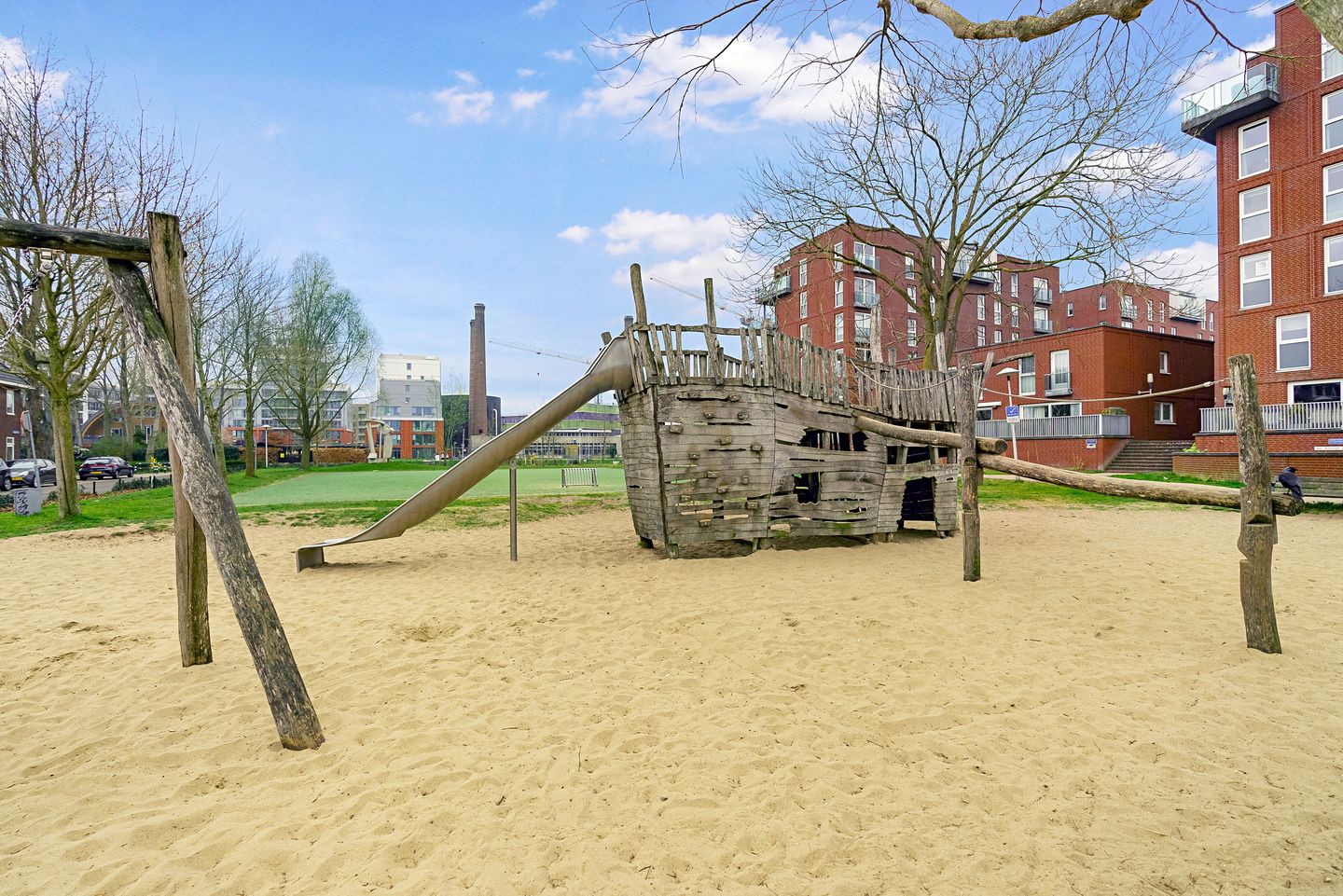 Photo 44 of Croeselaan 263