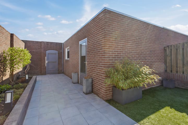 Foto 34 van Leharstraat 5