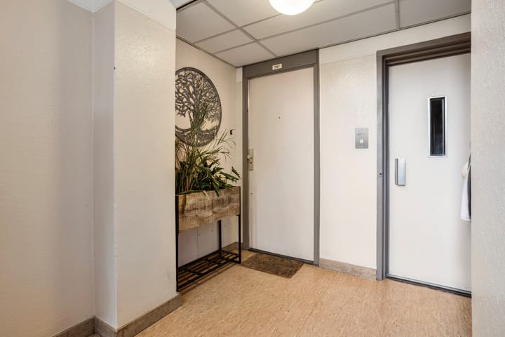 Photo 7 of 's-Gravendijkwal 158-B