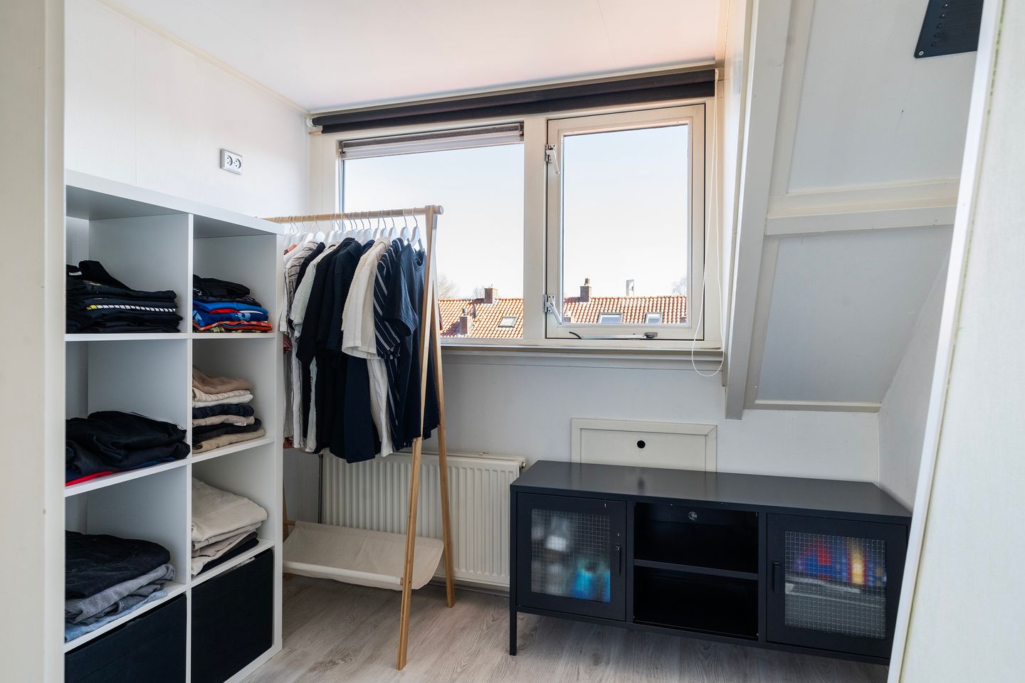 Foto 34 van van Roonhuysestraat 8