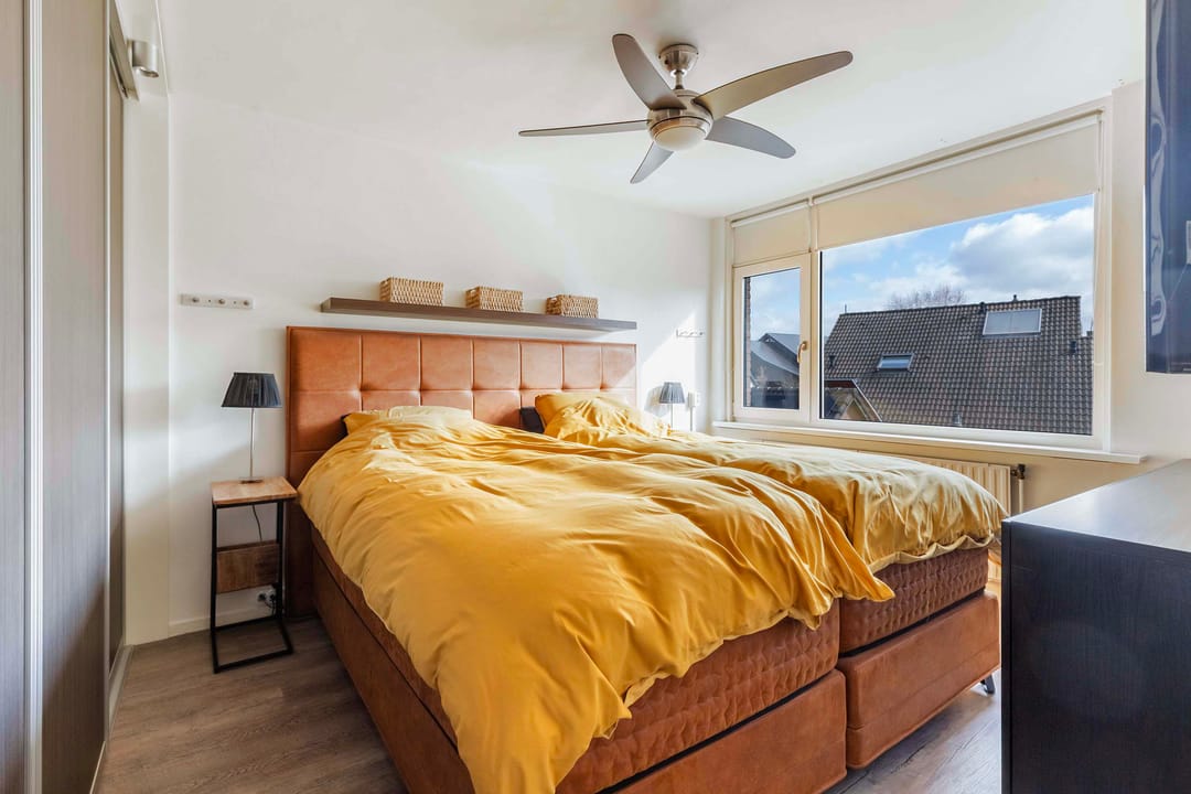 Foto 17 van Keizersmantel 46