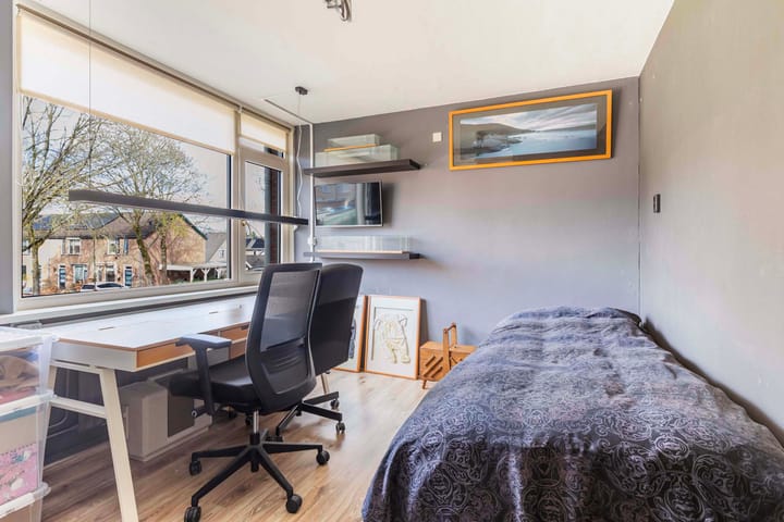 Foto 20 van Keizersmantel 46