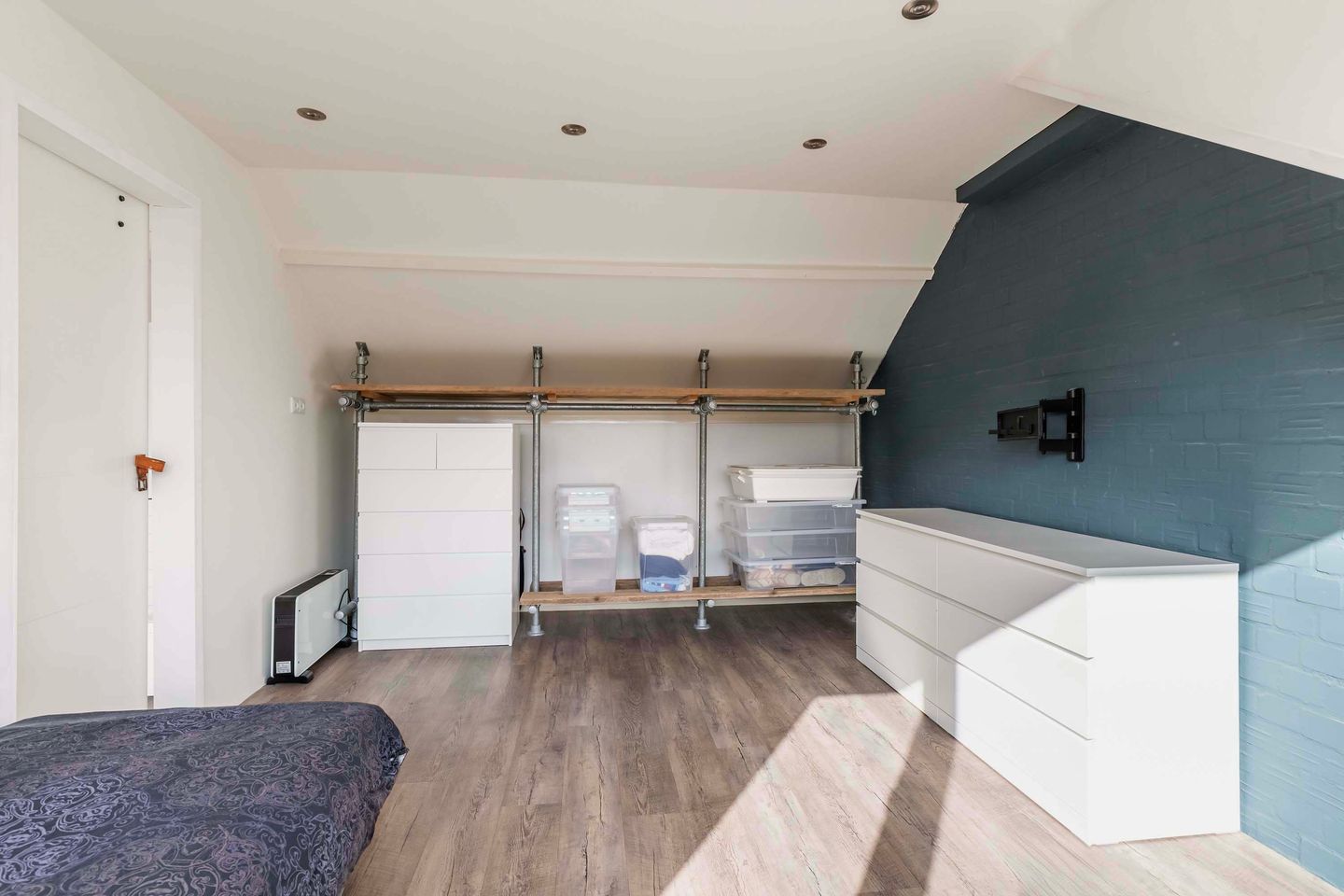 Foto 25 van Keizersmantel 46