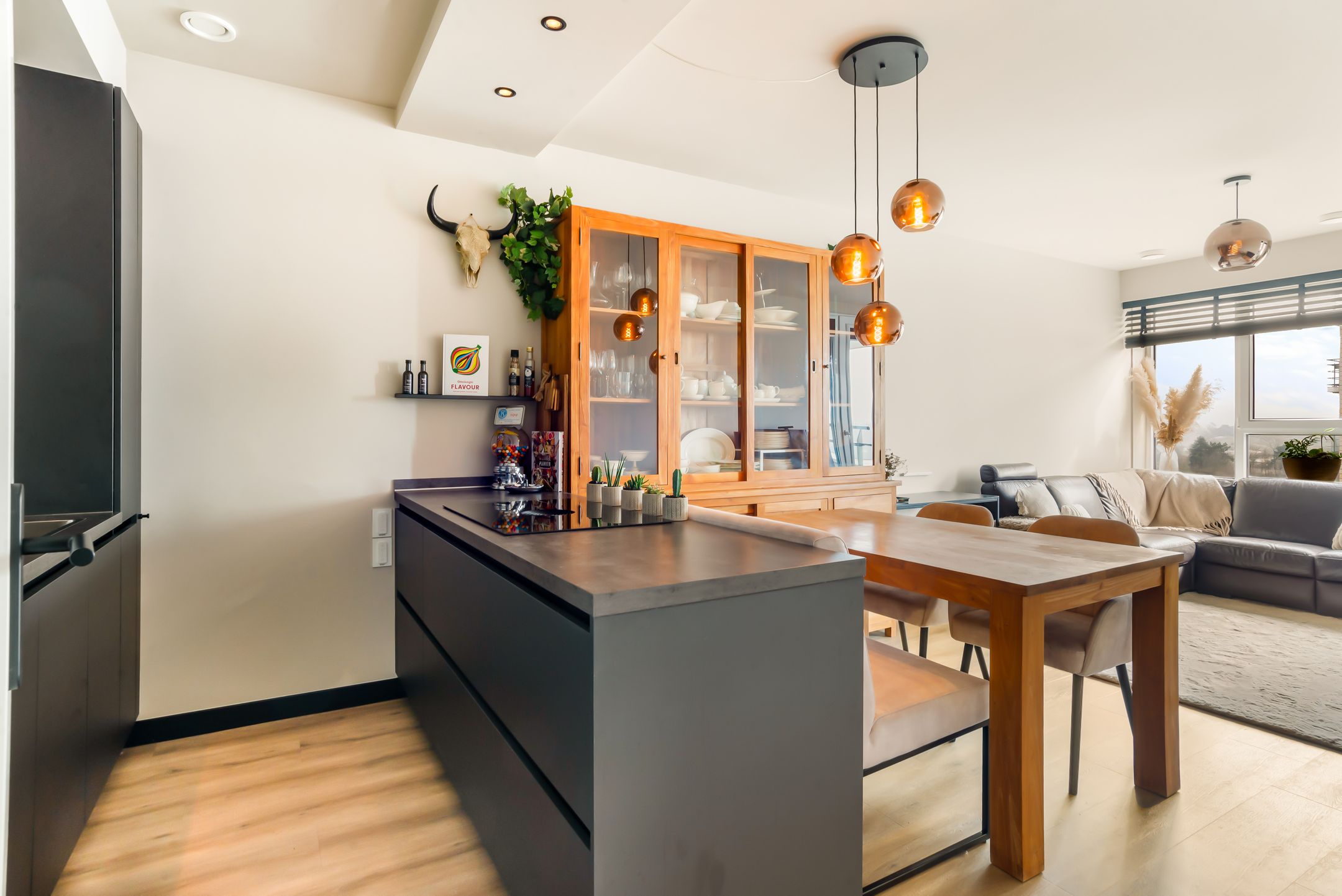 Foto 3 van Galileistate 63