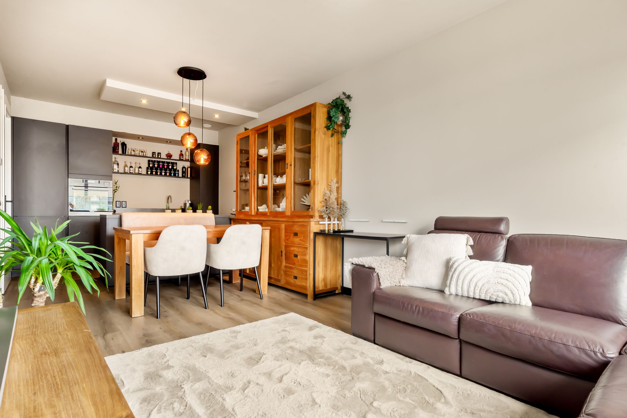 Foto 9 van Galileistate 63