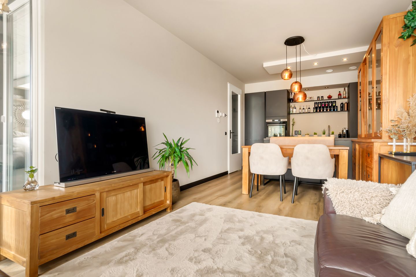 Foto 10 van Galileistate 63