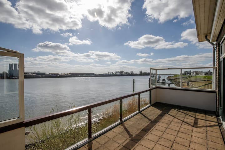 Foto 13 van Lekdijk-West 16