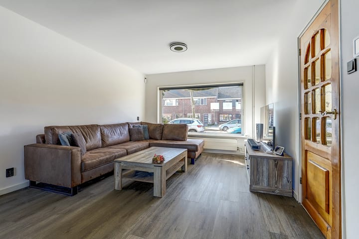 Foto 5 van La Reinelaan 84