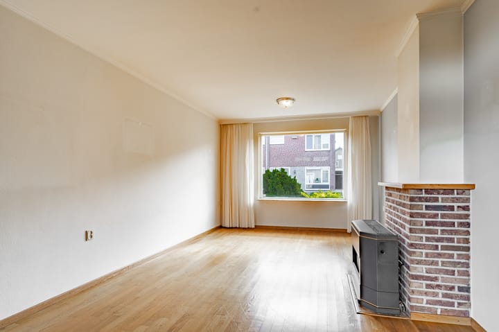 Foto 9 van Burg Strijkersstraat 18