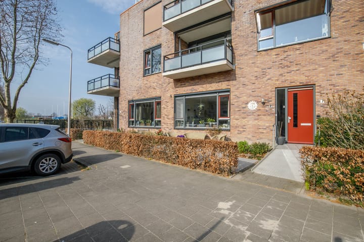 Photo 5 of Stolwaardplein 2