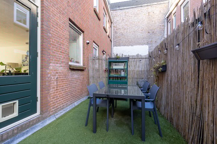 Photo 26 of Vredehofstraat 55-A