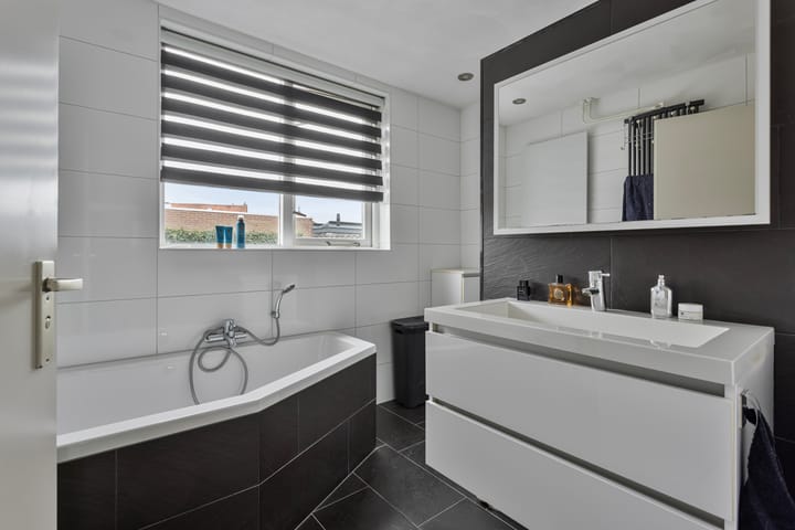 Foto 16 van Elisabeth Bas 11