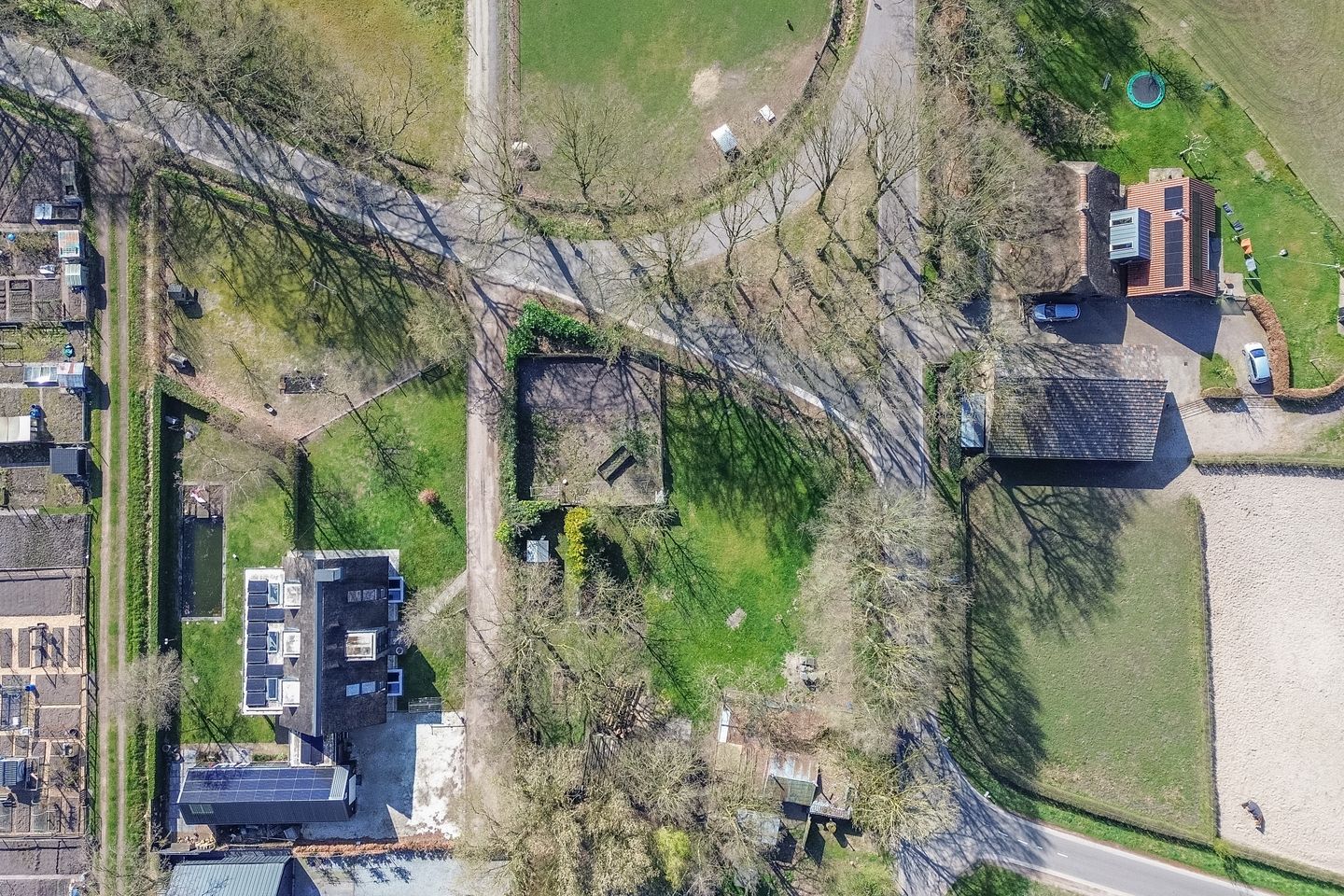 View photo 5 of Veenwal