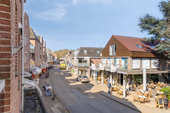 Foto 10 van Nassaustraat 21