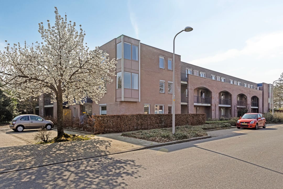 Foto 1 van van Heeckerenweg 28