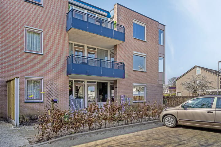 Foto 3 van van Heeckerenweg 28