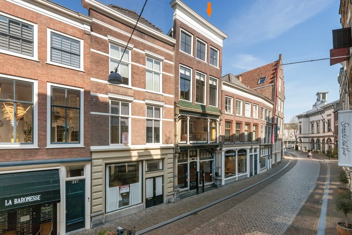 Wijnstraat 223