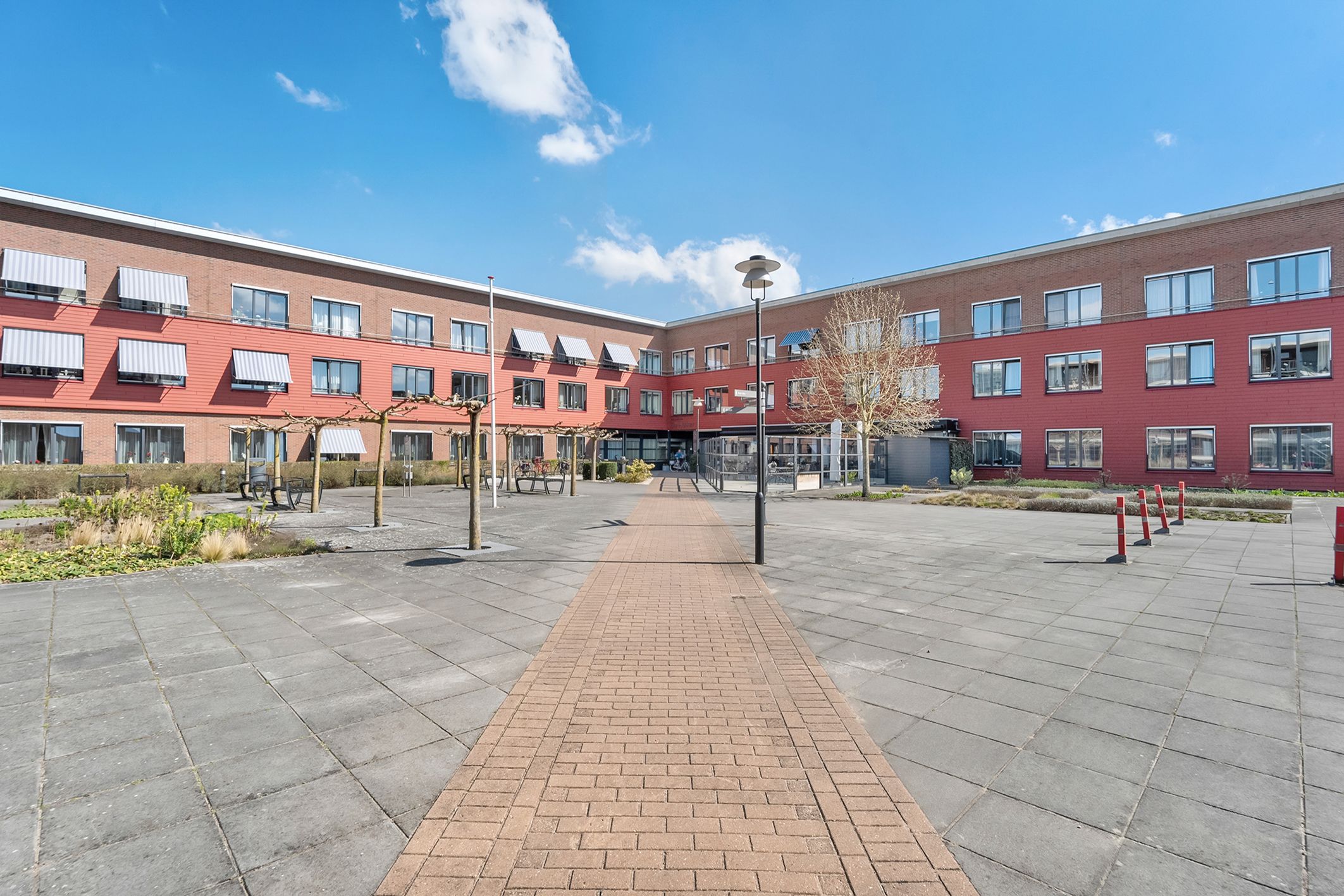 Foto 3 van Stationsweg 28-A