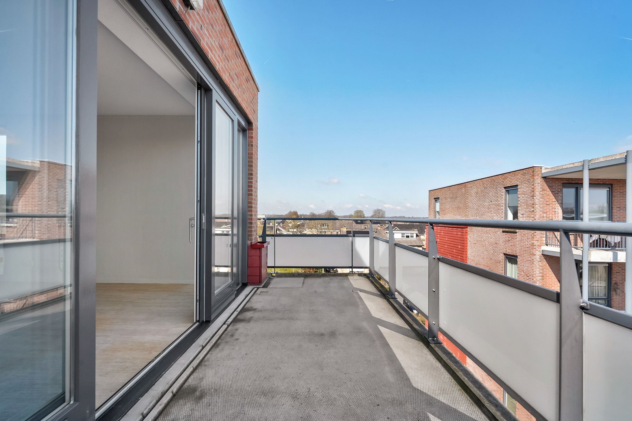 Foto 27 van Stationsweg 28-A