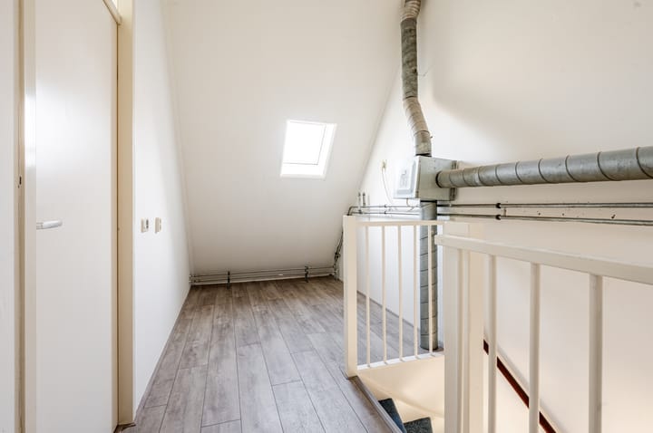 Foto 25 van Tegelenpad 13