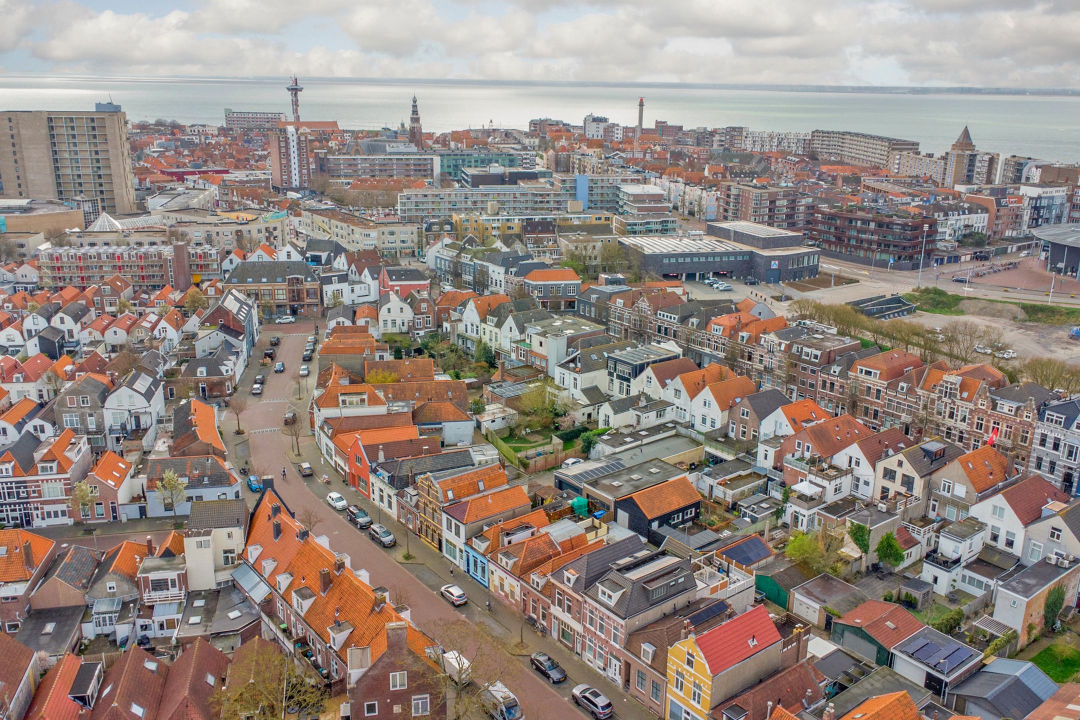 Photo 15 of Hobeinstraat 57