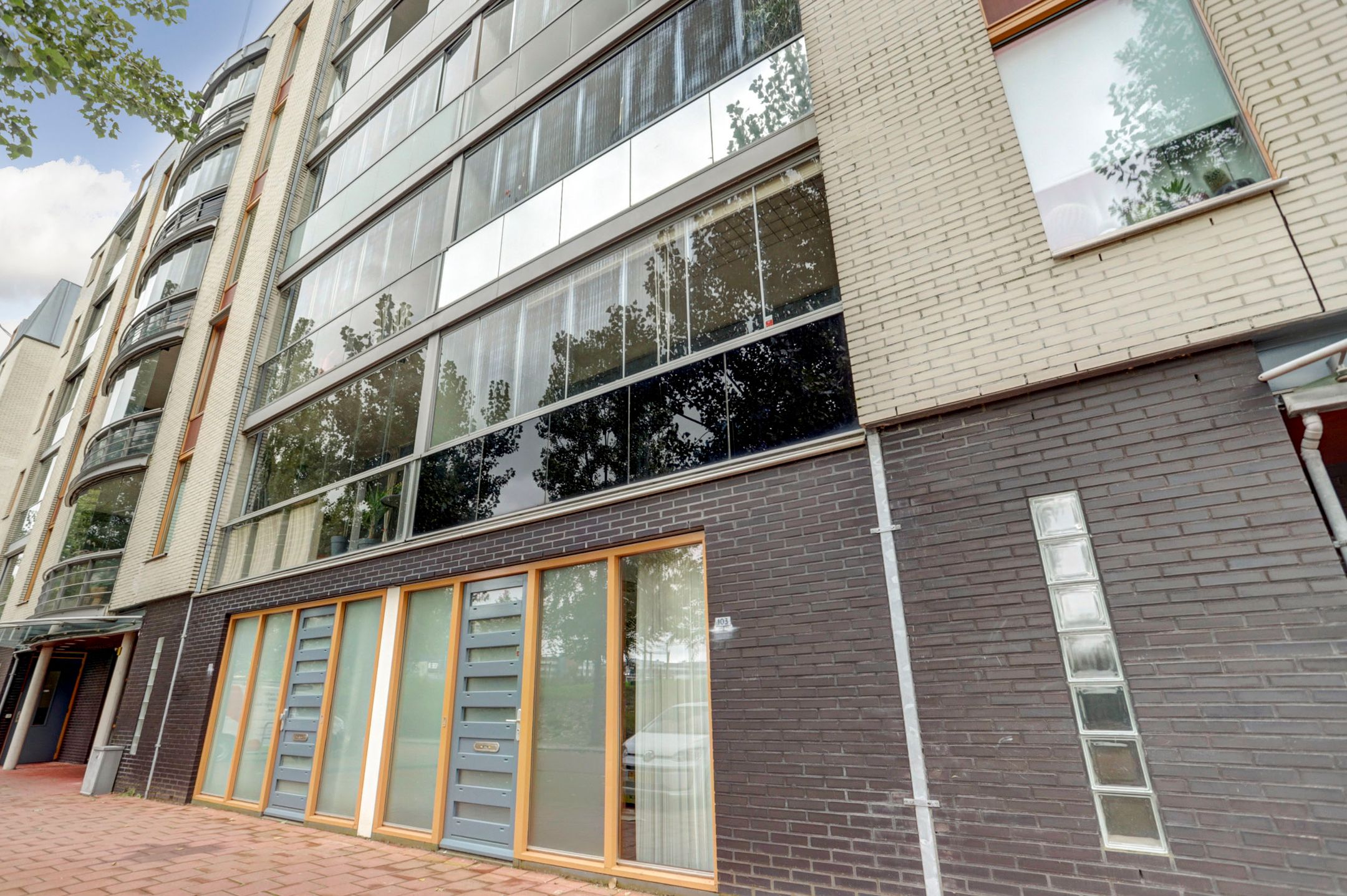 Photo 9 of Engelsestraat 109