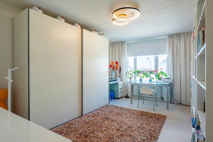 Foto 11 van Adelbert van Scharnlaan 179-C